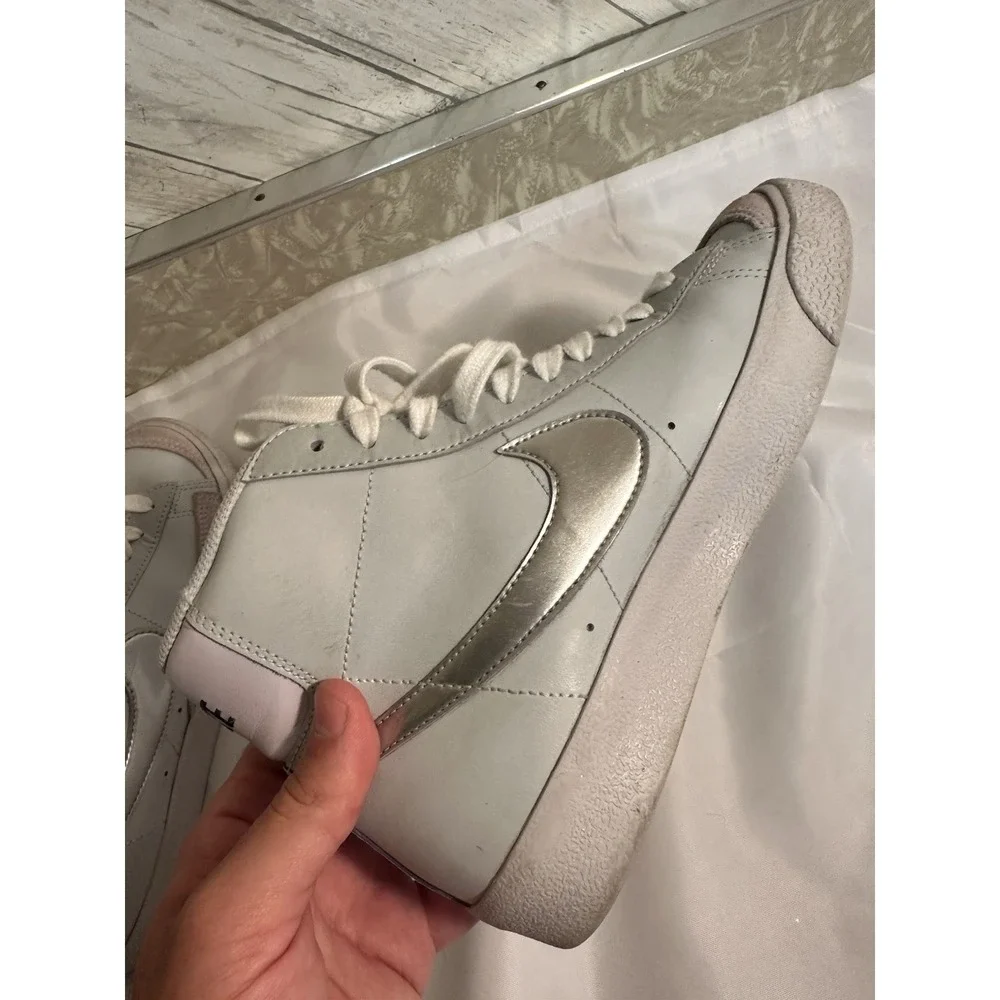 Nike Kids' Grade School Blazer Mid '77 Light Lavender Silver Metallic 6Y